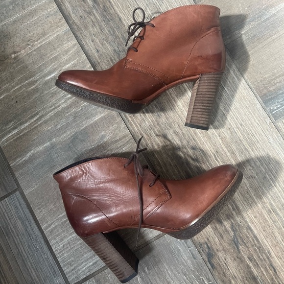 Paul Green leather lace up booties - Picture 6 of 11